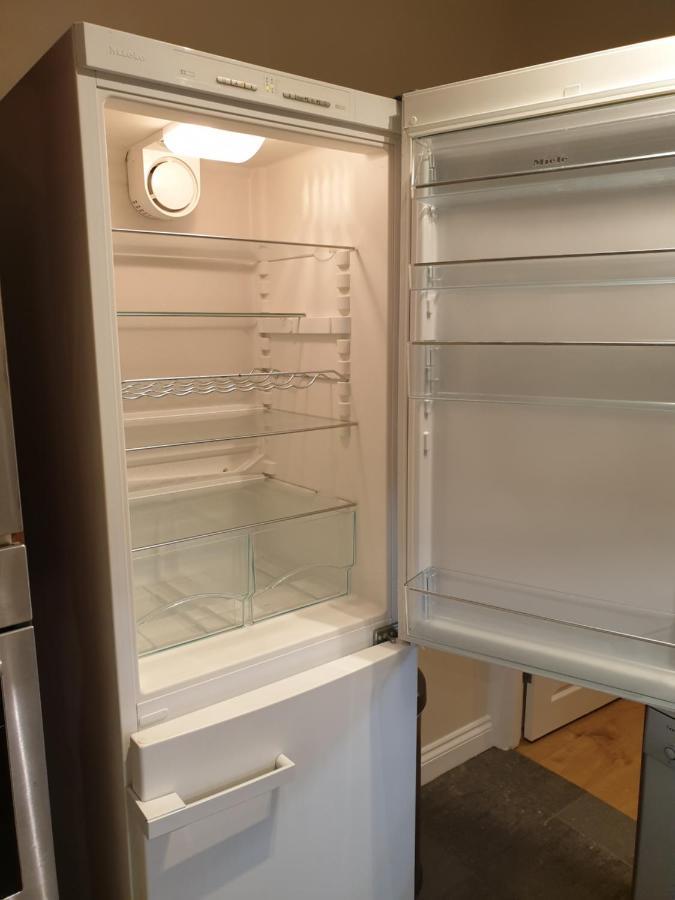 London Luxury 3 Bedroom Flat 1Min Walk From Underground, With Free Parking Sleeps X10 Exterior photo